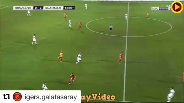 マルティン･リネスのインスタグラム：「Great teamwork yesterday. And a very good win. Lets continue like this. Also special thanks to all our travelling fans. You are the best. 👌🦁❤️💛 #Cimbom #galatasaray」