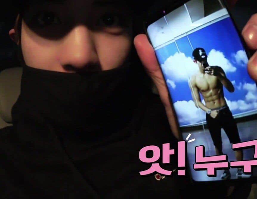 チェン のインスタグラム：「Hello . . . Sexy. . . . #chanyeol」