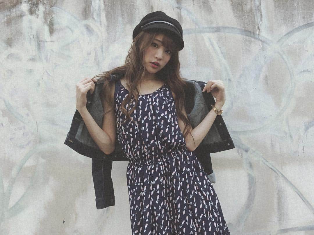志田友美（ゆうみん）のインスタグラム：「. 🙉💕 . . #ootd #code #codenate #lonpas #casket #snap #todayscode #todaypic #cheriemona #ca4la #denim #shibuya #tokyo #japanesegirl #me #instacode #instalikes #instashot #instagood #summer」