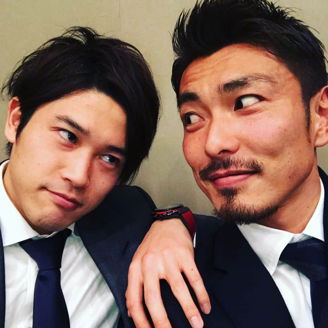 田代有三さんのインスタグラム写真 - (田代有三Instagram)「あつとー！ベルリン行くぞぃー！！ 頑張れー‼️ #内田篤人 #ウニオンベルリン ？ #去年の末の写真しか無い #とりあえず内田撮りまくるからね #あと20枚はある #内田はやるよ #できる子 #俺も頑張らな #とりあえずhapa英会話しよっと」8月22日 10時11分 - yuzo.tashiro