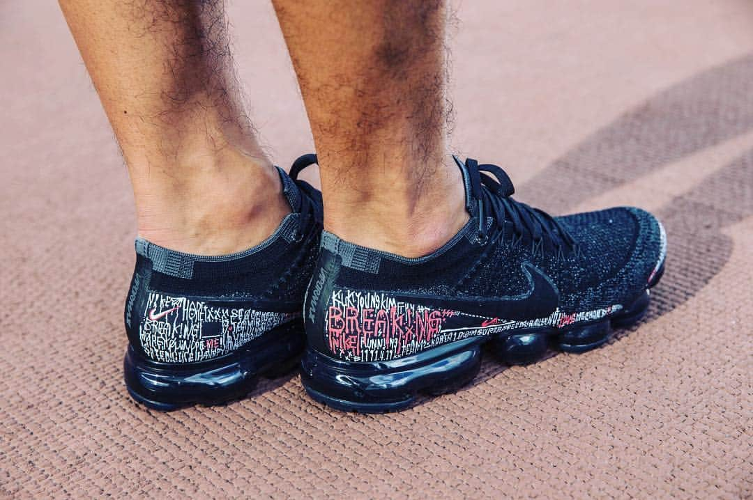 キム・グクヨンのインスタグラム：「Delivers a sensation, Nike Air VaporMax.  Breaking 09"99 #nike #nikerunning #teamnike」