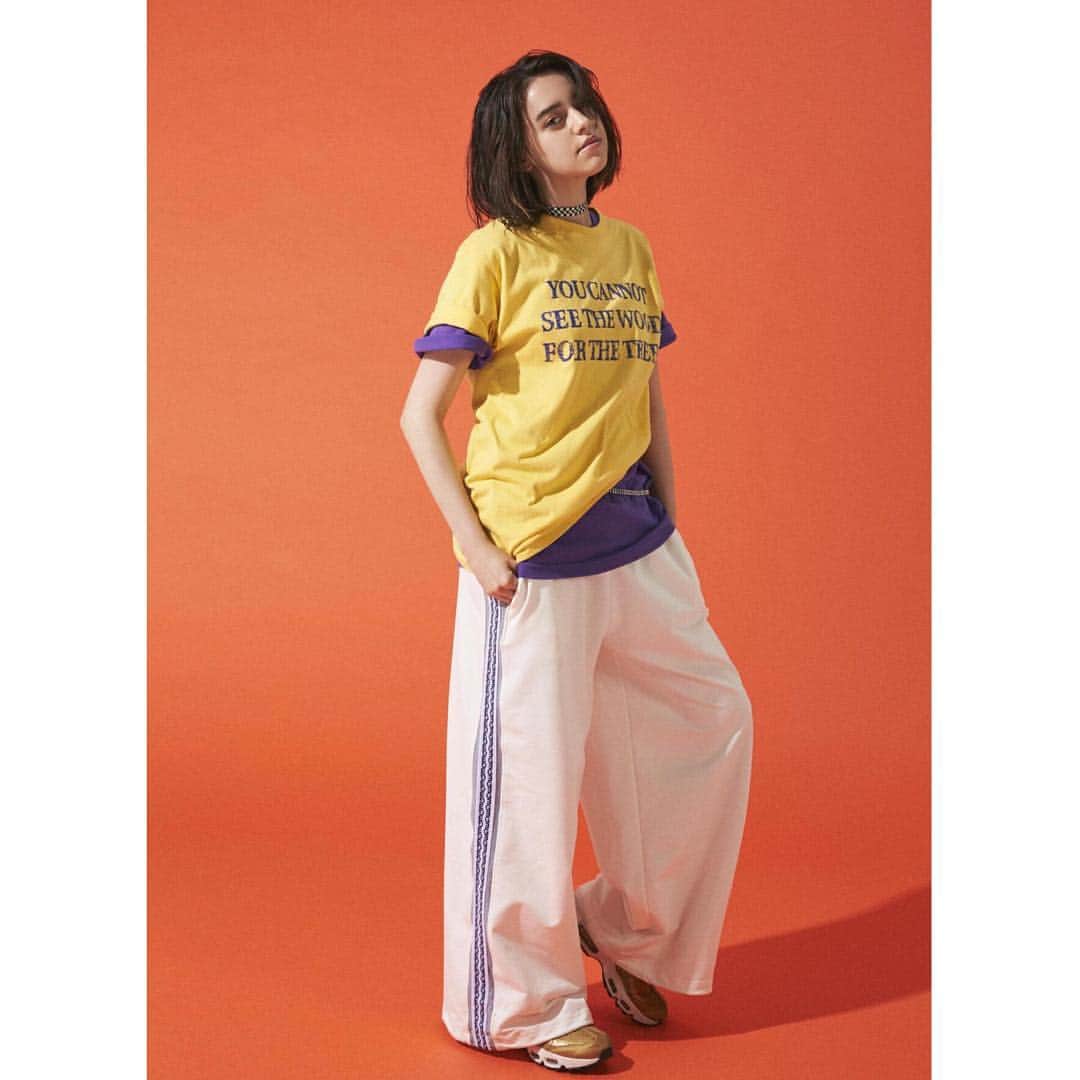 eg_styleのインスタグラム：「EG初の「Limited POP UP STORE」をラフォーレ原宿にて8月24日(木)より開催いたします！  これまではオンラインストアのみの展開でしたが、実際にアイテムに触れて頂き、 EGの世界観を楽しんで頂ける空間をご用意して皆様のお越しをお待ちしております。  EG オフィシャルオンラインストアでも同日より販売いたします。  EG Limited POP UP STORE ■期間: 8月24日(木)～9月7日(木) ■場所: ラフォーレ原宿2F CONTAINER ■OPEN:11:00-21:00  #eg #egirls #egstyle #egfamily #laforet @laforet_h」