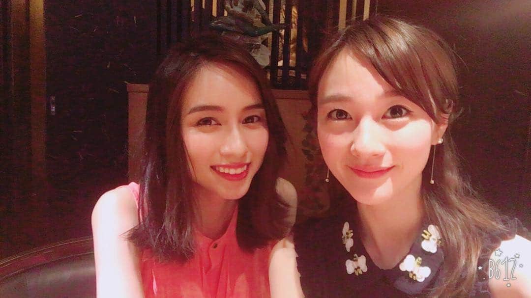 レアンナのインスタグラム：「女子アナウンサーと久々に飲み❤️笑 #女子会 #元 #一夜づけ #メンバー #もう2年経つ #半年ぶり以上の再会 #女子会でこんなに2人して酔っ払うなんて #たのしすぎた #❤️」