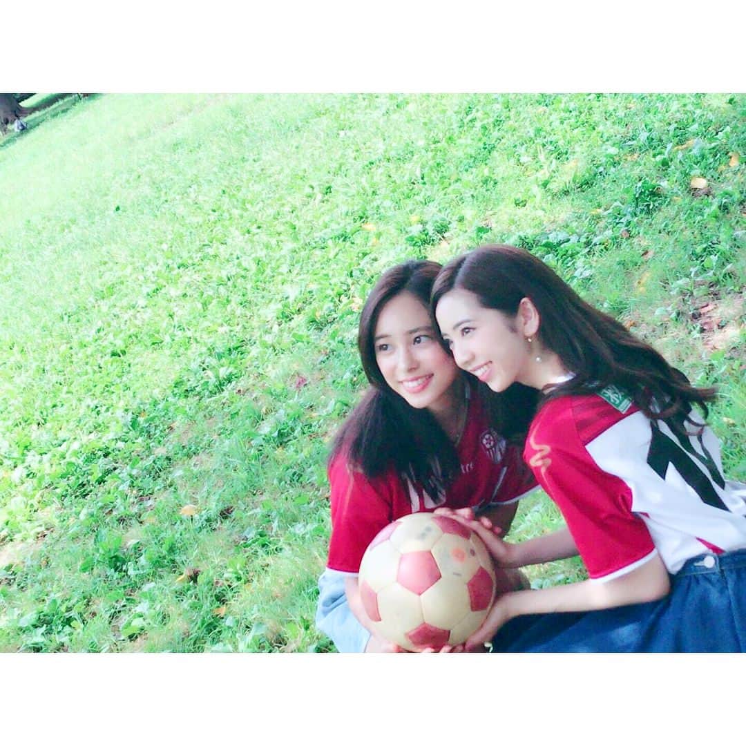 内田侑希さんのインスタグラム写真 - (内田侑希Instagram)「[東京23フットボールクラブ⚽️😆] Tokyo23FC (@tokyo23fc_fans ) さんのユニフォームを着て撮影でした😇 * * ⭐️サッカー男子に言われたいことは？ * ⭐️試合前にかけたい言葉は？ * などなど質問に答えたので、記事をお楽しみに💐 * * 試合情報: 9月9日(土) 17:00 KICK OFF @江戸川区陸上競技場 * * 選手の方々、まだ暑いと思いますが頑張ってください〜😆💪⚽️ 応援してます☺️🌈 * * #misssophiacontest#上智#ミスコン#ミスソフィア#2017#miss#misssophia#上智大学#内田侑希#上智ミスコンno4#tokyo23fc#tokyo23footballclub#中央大学#東京23fc」8月23日 23時28分 - miss_sophia_no4