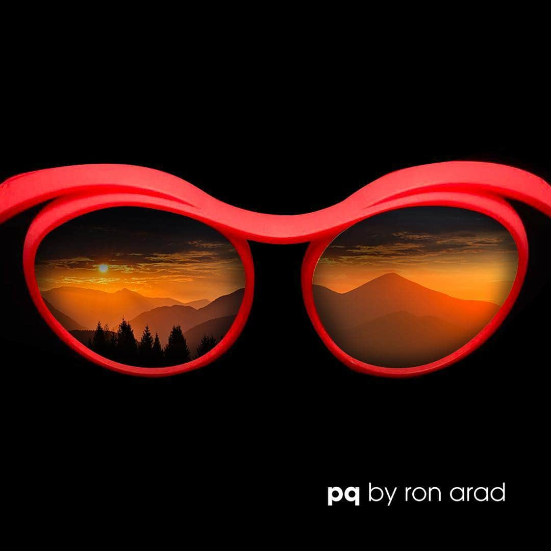 ピーキュー アイウェアのインスタグラム：「Sunrise of a new antiordinary era.⠀ #D903 #DFrame #pqbyRonArad⠀ #BeAntiordinary #Sunglasses #eyewear #3Dprinting #3Dprinted #3dprinter #3dprint #color #red #sun #sunset #style #eyewearfashion #design #glasses #pqeyewea」