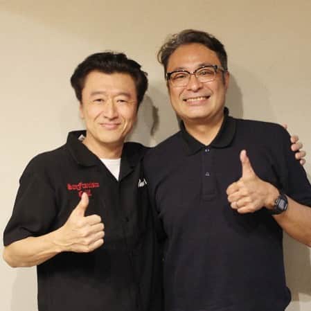 栗田善太郎のインスタグラム：「cross fm FRIDAY SP KURIZEN RADIO SHOW BAYSIDE FESTIVAL 本日の桑田佳祐さんへのインタビューお聞き頂けましたか？ radikoなら1週間聞けます。 是非どうぞ！ シーナさん、鮎川誠さんの物真似、 石橋凌さん、柴山さんに井上富雄さんから、ルースターズ！ めんたいロックの話から 桑田さんの夢のフェスまで！ 是非お聞きください！ [radiko.jp]FRIDAY SPECIAL BAYSIDE FESTIVAL | cross fm | 2017/08/25/金 | 10:00-12:00 http://radiko.jp/share/?t=20170825103140&sid=CROSSFM」