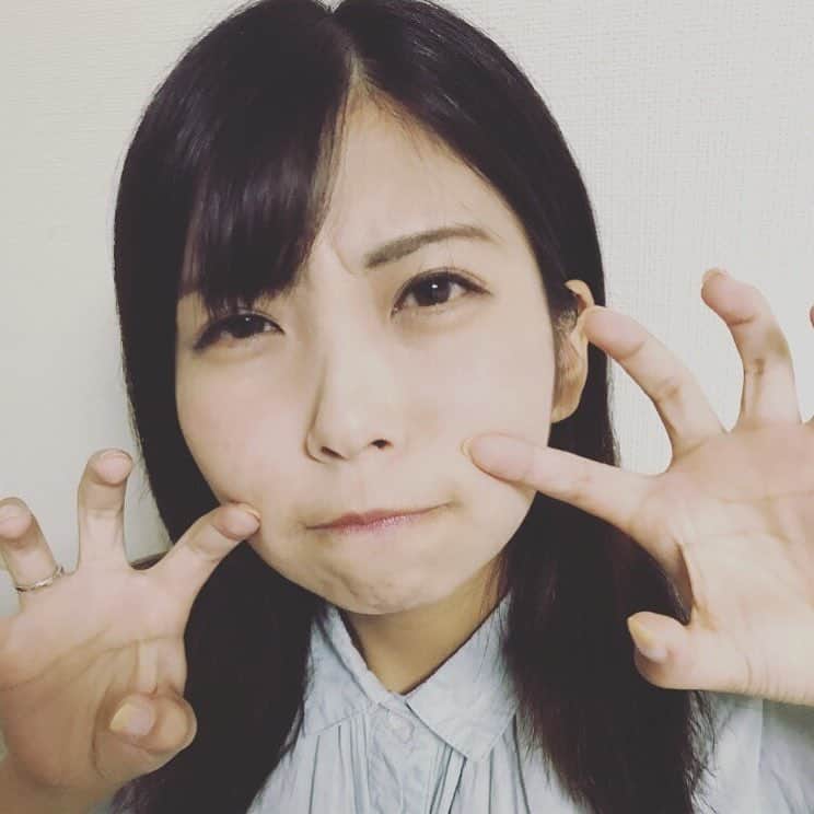 辻田良枝のインスタグラム：「. がおー」