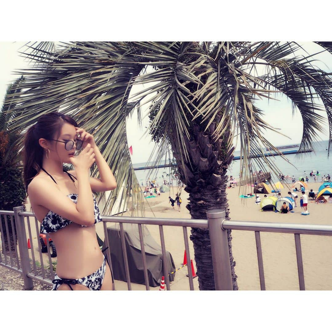 那月結衣さんのインスタグラム写真 - (那月結衣Instagram)「⛱🏝 . 昨日は2人で久しぶりに遠出して熱海へ🏖💓 朝から晩まで日帰り旅行を楽しみました！ . . #熱海 #熱海サンビーチ #日帰り #日帰り旅行 #友達 #温泉 #水着 #海 #ビーチ #夏らしい事 #やってみた #atami #atamisunbeach #daytrip #trip #friend #hotspring #bathingsuit #sea #beach #summer」8月26日 13時43分 - natsukiyui_0114