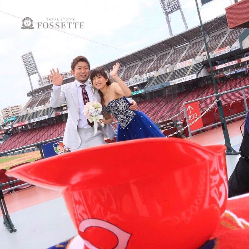BridalPlaceLianのインスタグラム：「#写真館#フォセット#FOSSETTE#記念写真#ポートピア#フォセットポートピアパーク店#天応#フォトスタジオ#Photo#撮影#お祝い#スタジオ#広島#呉#写真好きな人と繋がりたい#ファインダー#ブライダル#Bridal #ロケーション撮影#出張撮影#マツダスタジアム#カープ」
