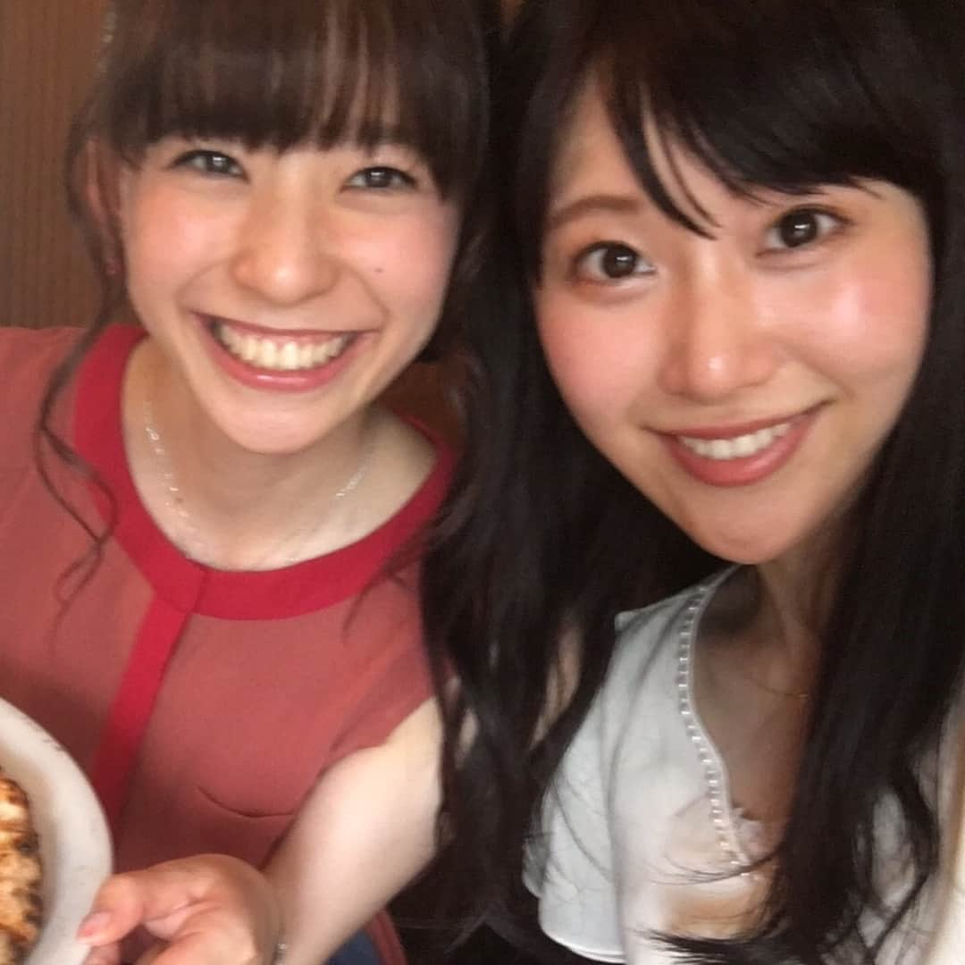 高山奈々さんのインスタグラム写真 - (高山奈々Instagram)「昨日 同じSOLiVEキャスターのりなっちとデート💓 麻布十番というオシャレな街でピザを食べ 六本木でドラえもんと触れ合いました。笑 久しぶりに2人でお出かけ楽しかった！ りなっちの時々くる天然にキュン💓笑 りなっちありがとー♪  #麻布十番#ピザ#六本木#ドラえもん#SOLiVE24#お天気お姉さん#キャスター#鈴木里奈#りなっち」8月26日 15時19分 - chan_nana617