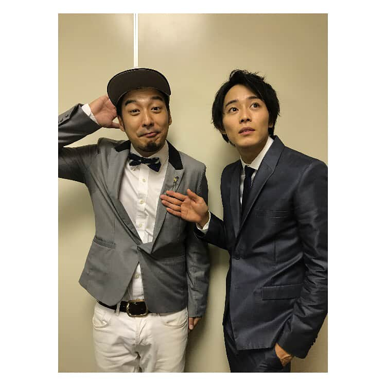 猪野広樹さんのインスタグラム写真 - (猪野広樹Instagram)「1stバースデーイベント 「イノcence」無事に終わりましたーー！  いやー楽しかった！！！ そして本当にたくさんのお客様に来ていただけて、幸せ者すぎる… お手紙、プレゼント本当にありがとうございます！  そして、シークレットゲストで来てくれたけんちゃん、ジャス、とみしょーさん！  本当にありがとうございました！  ビデオメッセージくれたけんけんさん、木戸ちゃん、全ちゃん、ばばりょ、たかと、しょーへい！！ MCのシャバダバふじさん！みんなみんな本当にありがと！  最高の思い出のイベントになりました！  みんな最高ーーーー！！！ お客さんと撮った写真は後日、アップできるようにしますのでしばしお待ちを！！ 改めまして、皆様本当にありがとうございました！！！ #猪野広樹  #ありがとう  #イノcence」8月26日 21時13分 - hiroki_ino