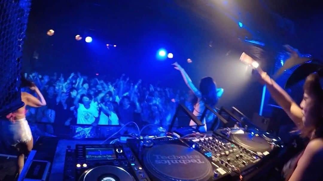 DJ YURiAのインスタグラム