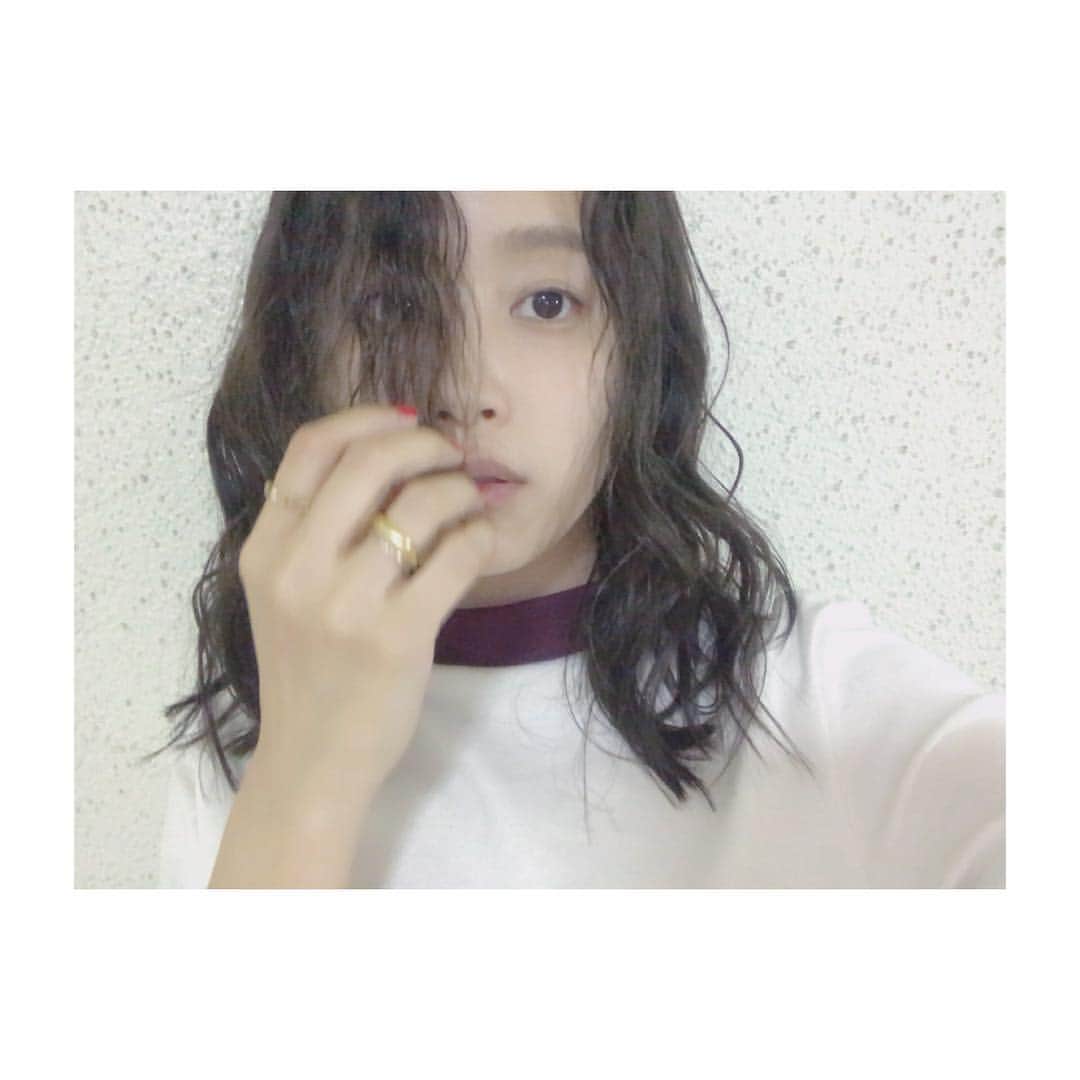 高橋愛さんのインスタグラム写真 - (高橋愛Instagram)「前髪パーマふっかーーつ🕺💃🕺💃🕺💃」8月27日 22時58分 - i_am_takahashi