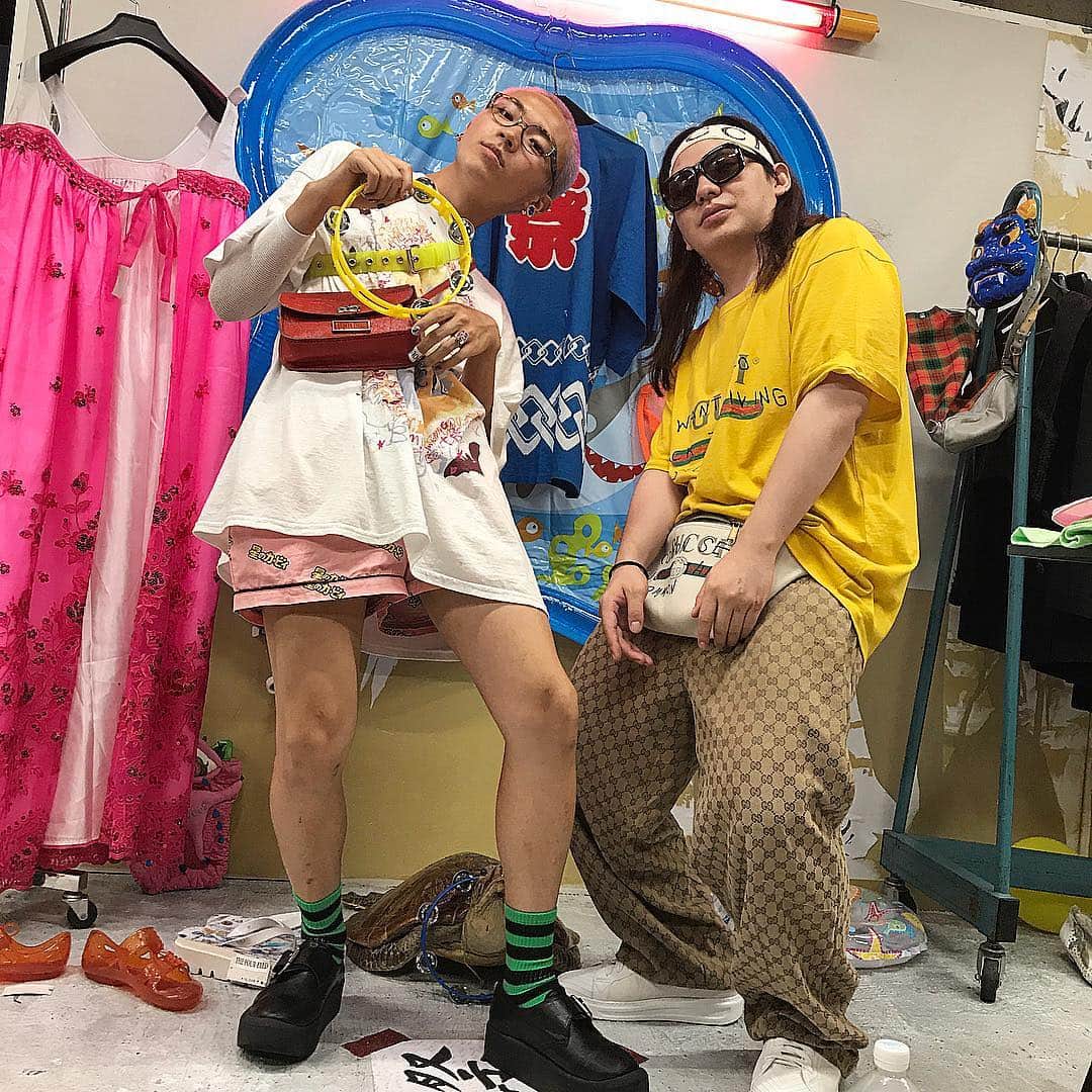 ロザッチのインスタグラム：「文太  #gucci #lv #louisvuitton #gucciglasses #cococapitan」
