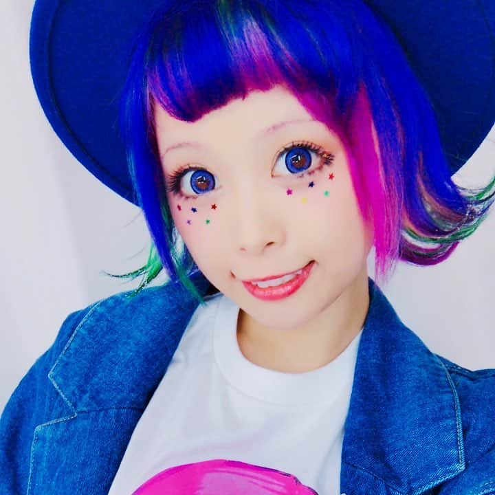 のインスタグラム：「#blue 💙 #kawaii #kera #harajuku #harajukufashion」