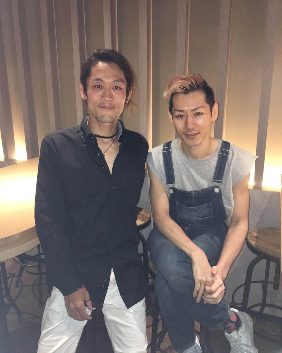 小林尊のインスタグラム：「Was nice to see you @max_suzuki  マックスにも会えてよかった。情熱のある後輩。 彼はフードファイトの深い部分の話が好きで、そういう話の時に一緒にいて一番楽しいフードファイター。 ぜひニューヨークにも遊びにきて！ #マックス鈴木 #max鈴木」