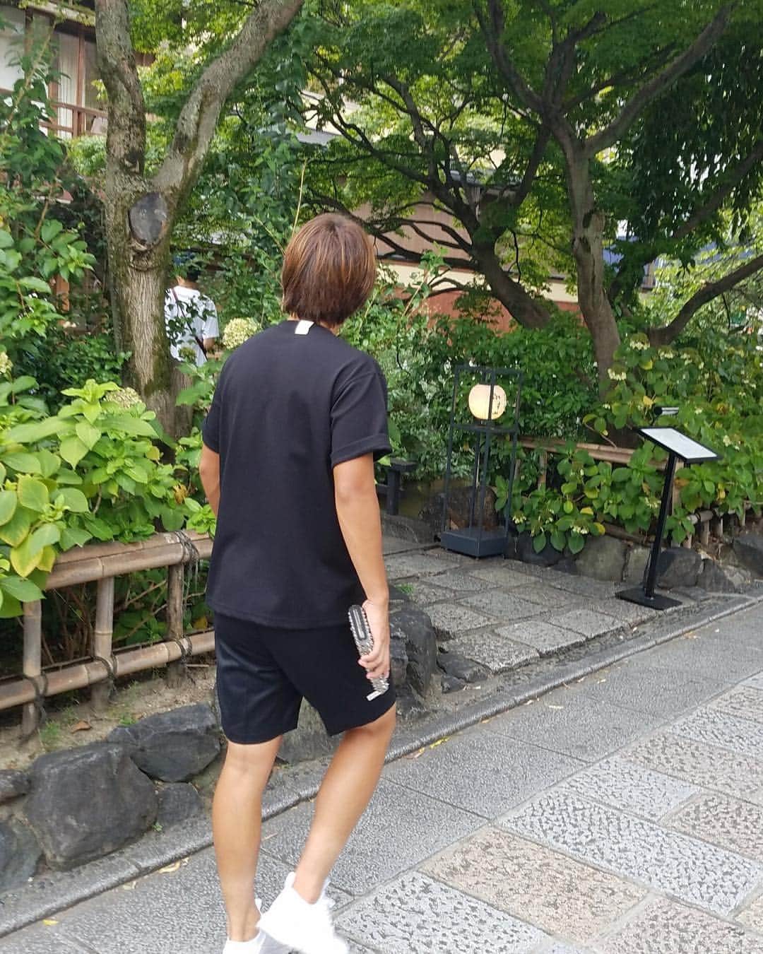 天野純のインスタグラム：「京都part2 #金閣#白峰神宮#祇園#鴨川#南禅#嵐山 #たくさん歩きました🐾」