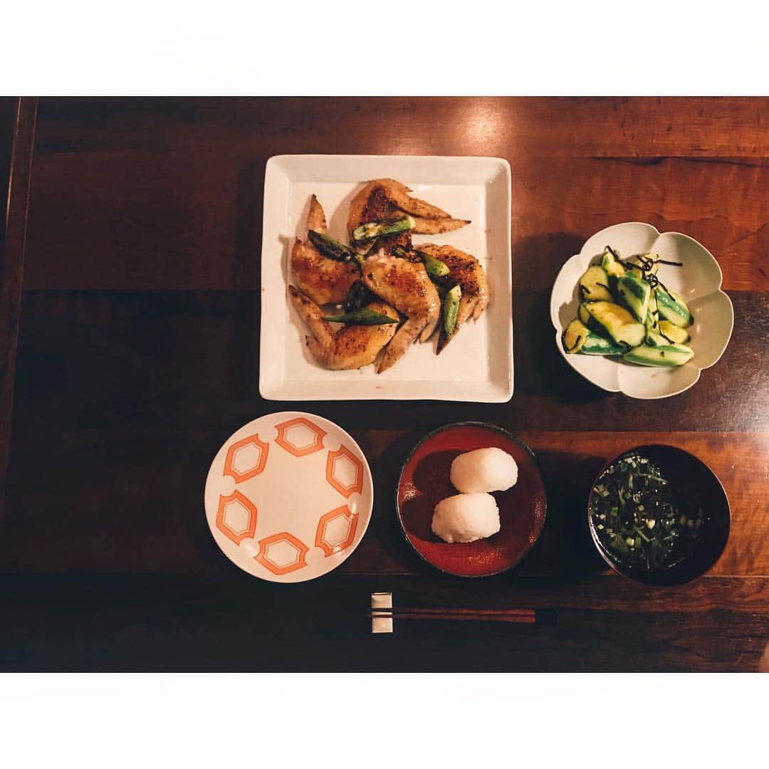 鈴木紗理奈さんのインスタグラム写真 - (鈴木紗理奈Instagram)「晩ごはん  リオトの好きなものづくし。  #munehiroキッチン #cooking #紗理奈dining」8月29日 21時54分 - munehirovoice