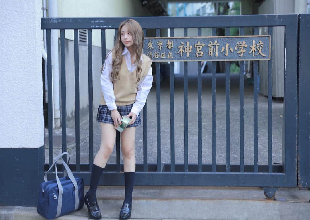 NiyaBeriiのインスタグラム：「#フリーモデル#表参道#女子高生  photo by @shou0414」