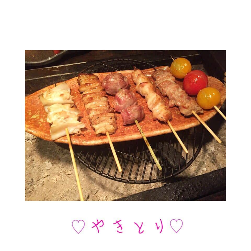 徳永千奈美さんのインスタグラム写真 - (徳永千奈美Instagram)「Yesterday, I ate Yakitori, which is Japanese food. Do you know that? If you've never tried it, you should try :)♡ I'm sure you'll be happy ♩  昨日は美味しいやきとり食べたよ(^^)♡ 美味しいもの食べると本当に幸せなるよね！笑  #Japan  #japanesefood  #yakitori  #日本食 #やきとり #青山 #美味しい #幸せ #食べた分 #頑張りましょう」9月13日 23時44分 - chinami.tokunaga
