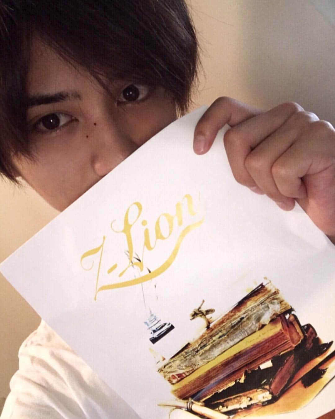瀬戸利樹さんのインスタグラム写真 - (瀬戸利樹Instagram)「この度Z-Lionさんの夢のLifetwoトゥライフに主演で出させて頂く事になりました！ #舞台 #素敵な共演者の皆様と一緒に頑張ります #お楽しみに #見に来てね」8月30日 15時48分 - toshiki_seto_official