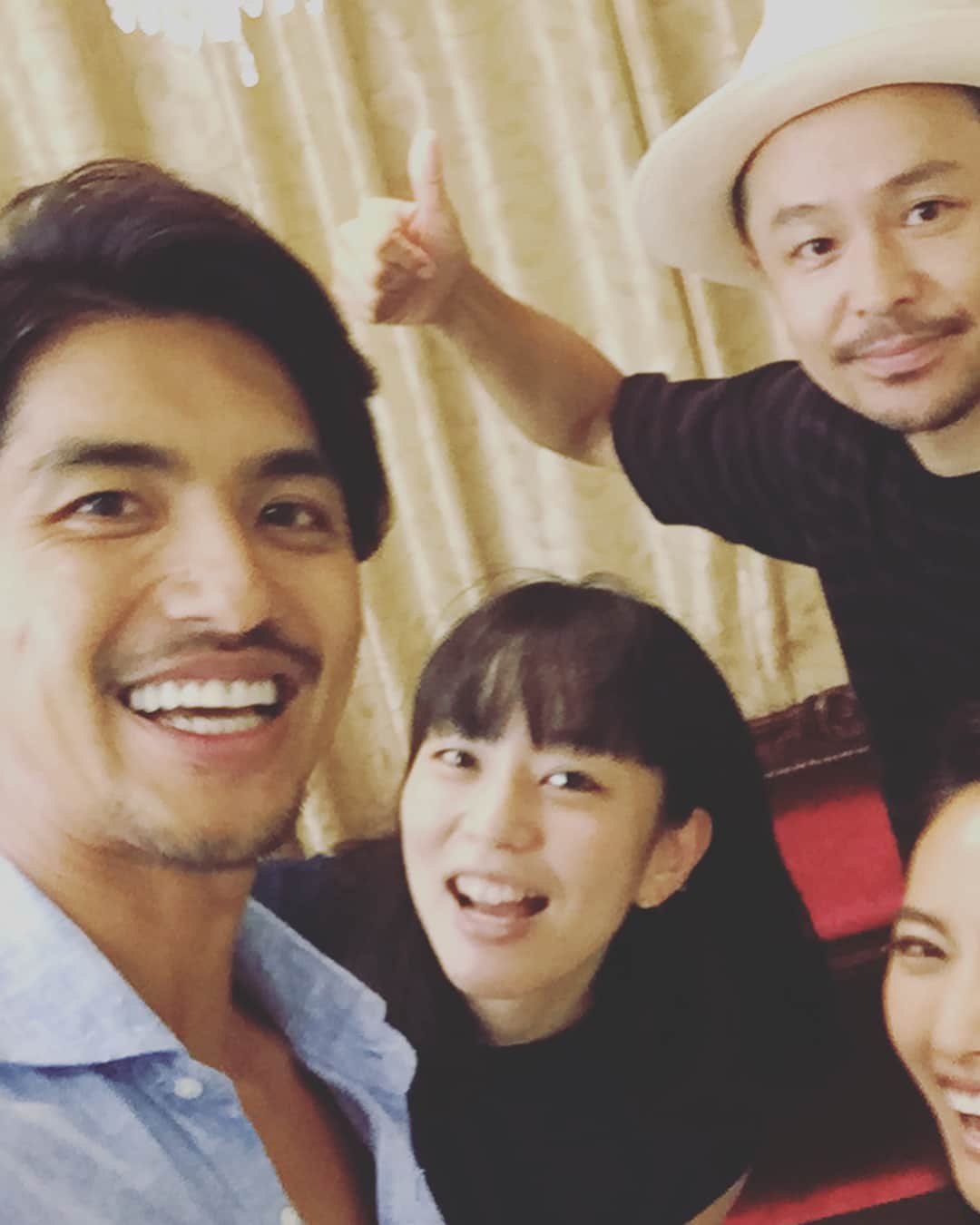 幸太さんのインスタグラム写真 - (幸太Instagram)「Today's shooting !! 今日の撮影  ゲイナーではよく会ってたけど、現場で会うのは何年ぶり…な @sayakaogata 😍  そして初めましての @novstan & @kie_0 さん達と、楽しい撮影だったなぁ〜😊👍 来月の @tokyocalendar をお楽しみに〜  #shooting #magazine #tokyocalendar #fashionissue #model #friend #smile  #雑誌 #東京カレンダー #撮影 #ファッション #モデル #笑顔  #健康的に #色黒い #海男  #おがちの笑顔 #やはり最高」8月30日 20時57分 - kotawave