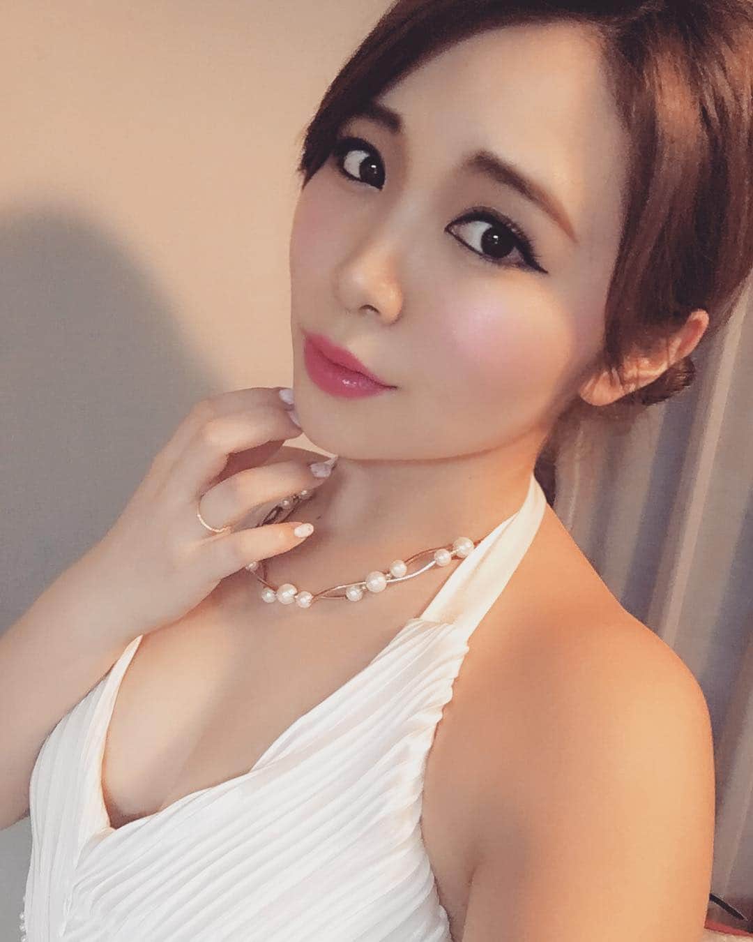 速水ライリのインスタグラム：「再開したのに全然開いてもなかった、、 頑張りますね😂🙏 今回の韓国🇰🇷lifeも明日で終わり、、😢💦 超が付くほど寂しいな。。充実。愛。幸せ。人生。出会い。。 私の全てが詰まってた❤️❤️ そしていつもありがとう🙈💕 ラストスパート、レッスン頑張るっ😜🎤🎶 #韓国#korea#life#今年は#anation2017#行けず#帰国後も#頑張ろ✊🏾」