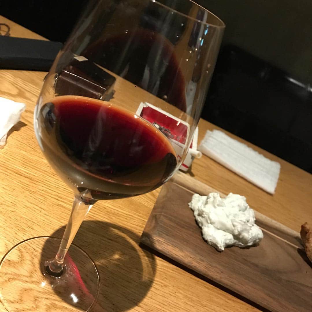 としきのインスタグラム：「ハアン」
