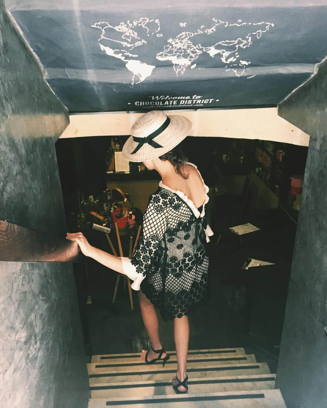 森星さんのインスタグラム写真 - (森星Instagram)「Travel back in time in my @maxandco ♥︎」8月31日 23時29分 - hikari