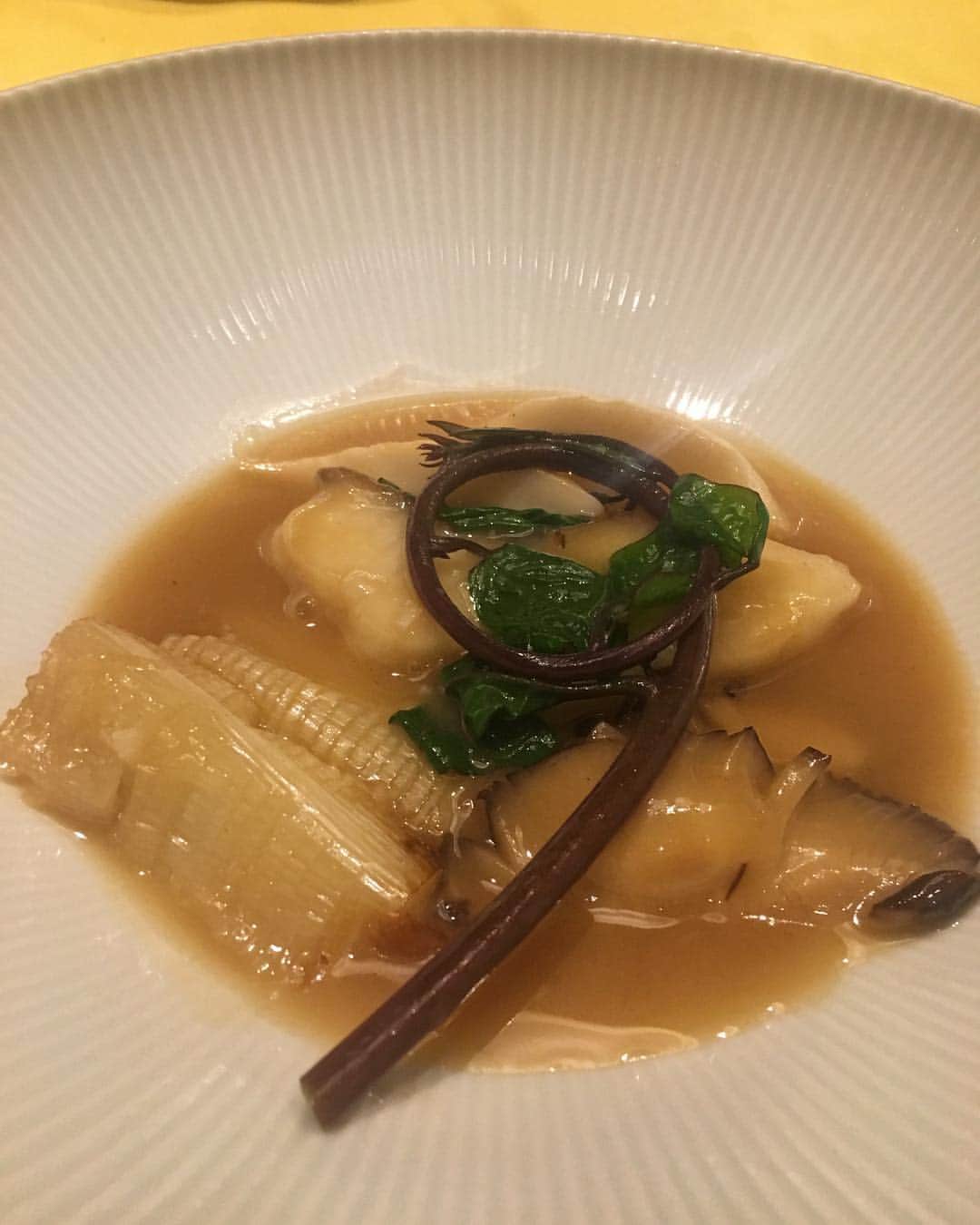 青山有紀のグルメインスタ