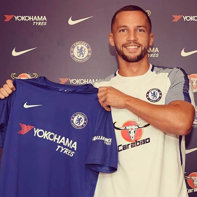 ダニー・ドリンクウォーターのインスタグラム：「Lastly.... @chelseafc I'm honoured! What a crazy day.. Thanks for the opportunity to win more trophies and play alongside some of the best 👍🏼. Can't wait to get started.. bring on the new challenge! 💙 #6 😁」