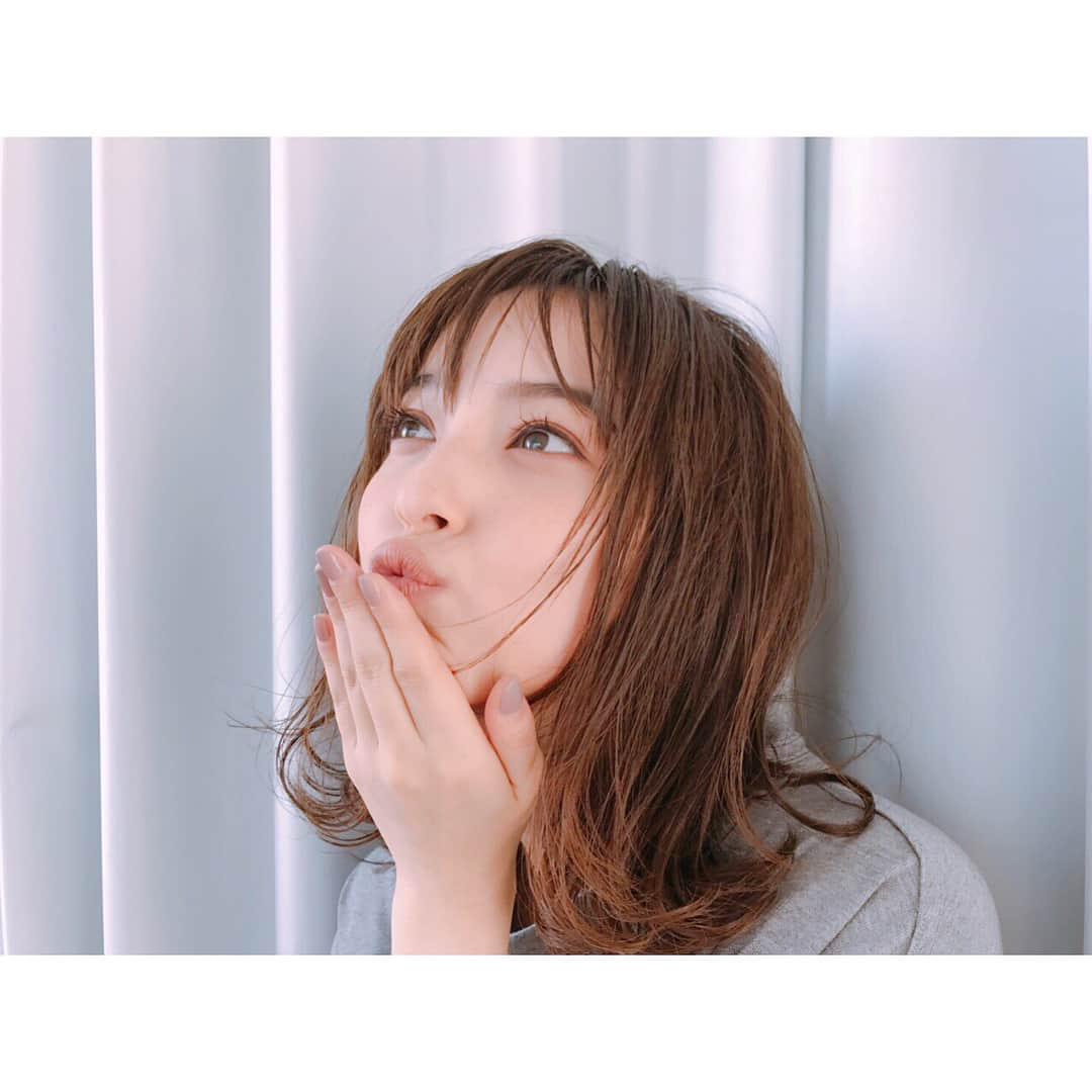 佐々木希さんのインスタグラム写真 - (佐々木希Instagram)「#金子綾 氏 撮影終わりに撮ってくれました😘  オフショット#撮影」9月1日 19時06分 - nozomisasaki_official