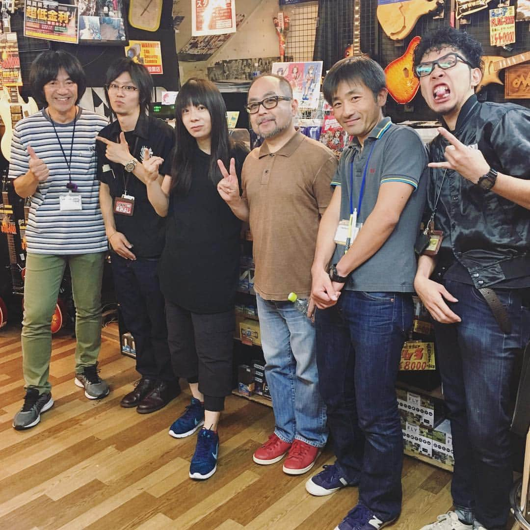 藤岡幹大さんのインスタグラム写真 - (藤岡幹大Instagram)「BigBoss広島店様にてKemperセミナーでした🎸」9月2日 19時47分 - mikio158cm