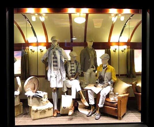 ヘンリーコットンズのインスタグラム：「Just like Belmond British Pullman, we proudly look back at the tradition that for 80+ years has characterised us.  #HClegacy」