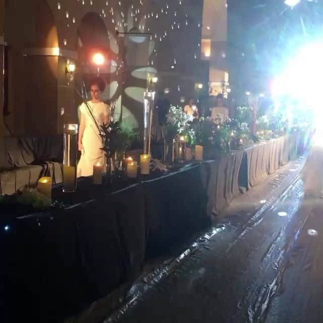 Club Ciel'd Etoilesのインスタグラム：「・ @maisondeblanche  オープニングレセプション 千秋楽は、うつのみや。 ・ ・ ショーのようす。 外でのナイトミュージアムショー。 ・ ・ ・ ご来場頂いたみなさま、ありがとうございました💓 repost @ult3024  @villas_des_mariages_utsunomiya ・ #ショー #ナイトミュージアム #ドレス #グランドオープン #ドレスショー #シャンパン #ガーデン #夏 #花 #プレ花嫁 #ドレス #ショー #テラス #フォトジェニック  #フォト #ファインダー越しの私の世界  #一眼レフ #写真好きな人と繋がりたい  #写真撮ってる人と繋がりたい  #ウエディング #イタリア #インポート #モーニング #カフェ #wedding #flower #photographer  #パーティー #レセプション」