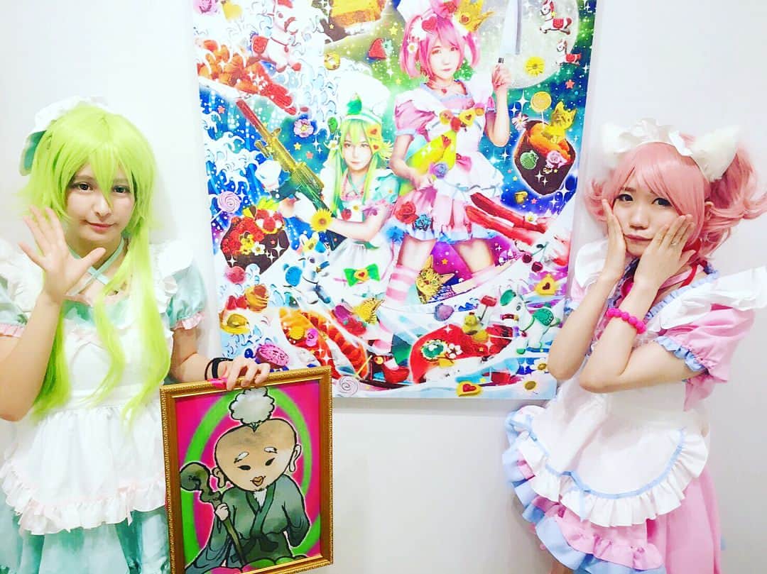 マコ・プリンシパルのインスタグラム：「#マコプリ × #ユゥキユキ 2人展 #メタモルフォーズマジック トークイベント満員御礼😭✨㊗️🎉 展覧会は13日まで❤️皆様、新宿眼科画廊へぜひ！！！」