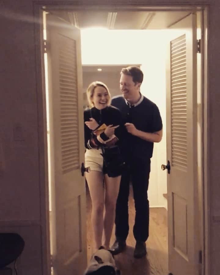 ブリジット・メンドラーのインスタグラム：「Best surprise ever. I literally thought I was hallucinating haha so much love in one room 💜💜💜💜💜💜💜💜💜💜💜💜💜💜」