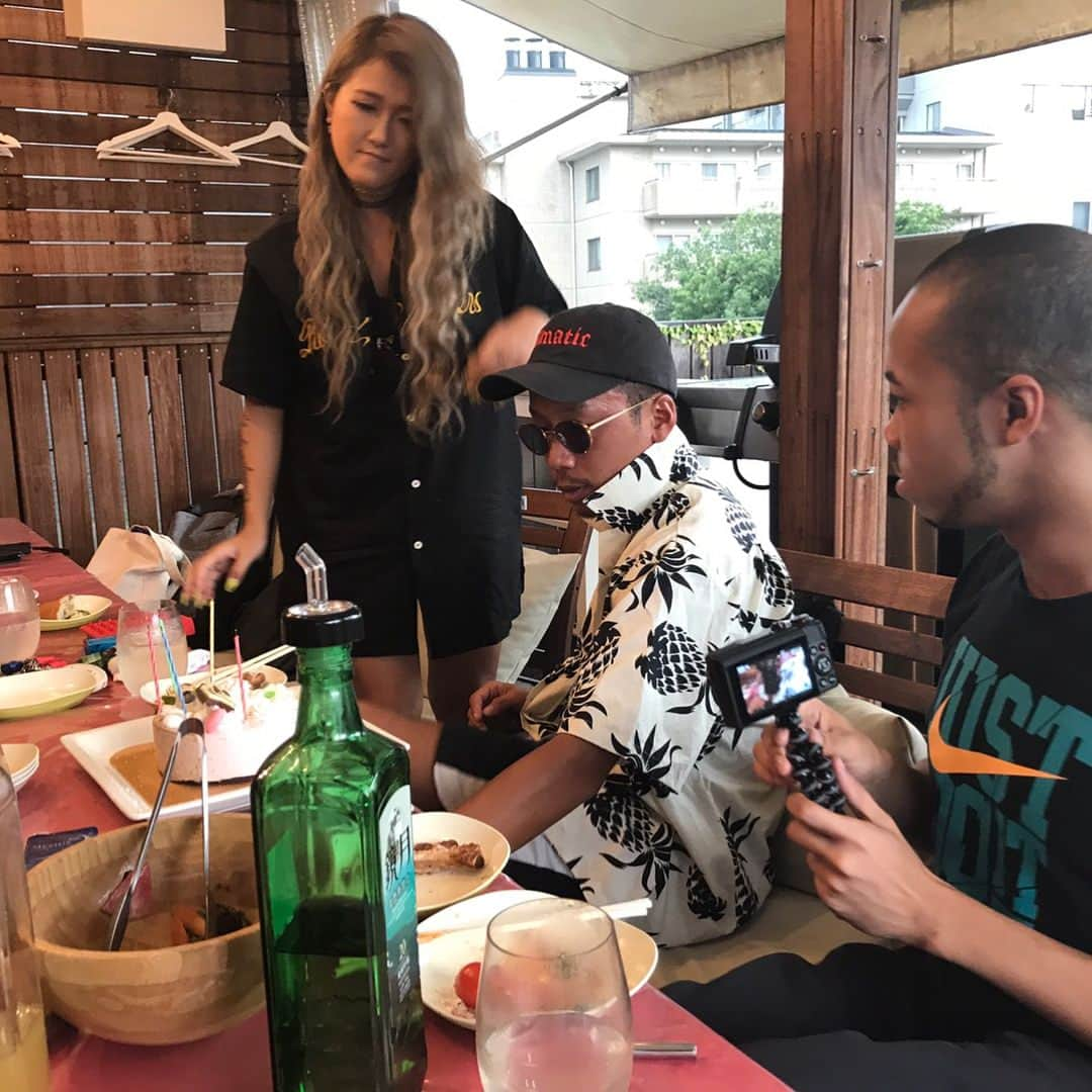 イルマニアさんのインスタグラム写真 - (イルマニアInstagram)「月曜から夜ふかし🌙×ユーチューバー📽 BBQ🍖🔥🍖🔥 ・ ・ ・ 久しぶりのこの濃すぎメンツ😎🍻 ・ ・ ・ またみんなで遊ぼう😎🙌✨ ・ ・ ・ #イルマニア#mcma#月曜から夜ふかし#youtuber#youtube#bbq#tokyow#代官山#フェフ姉さん#多田さん#ゆっこママ#ブライアン#party#partypeople#パリピポ#パリピ#大関れいか#birthday#happybirthday#birthdays」9月4日 7時41分 - mcma0821