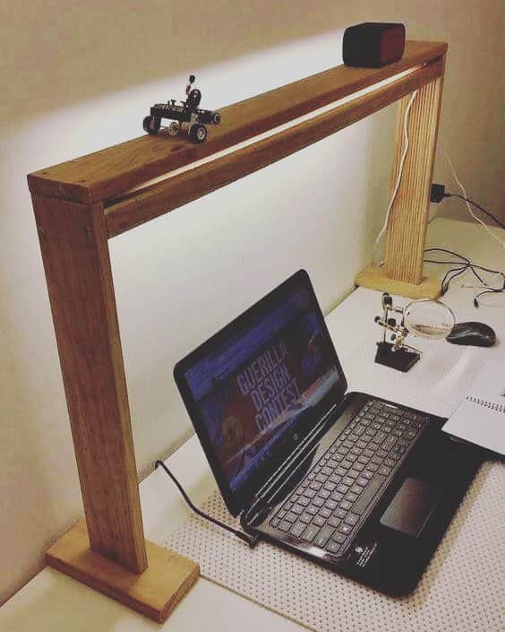 crie style クリエすずき建設のインスタグラム：「これはかなり使えますね(*´∇｀*) #テーブル照明 #デスクライト #DIY #木工家具 #機能的 #crie_style #クリエスタイル #crie #クリエ #すずき建設 #クリエすずき建設 #クリエすずき #工務店 #柏市 #柏」