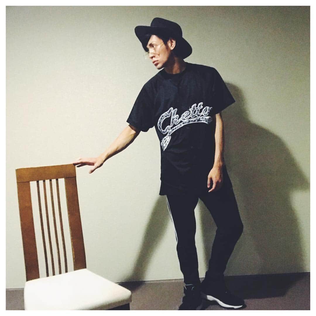 のインスタグラム：「. . . #instaphoto  #me  #outfit  #blackandwhite」