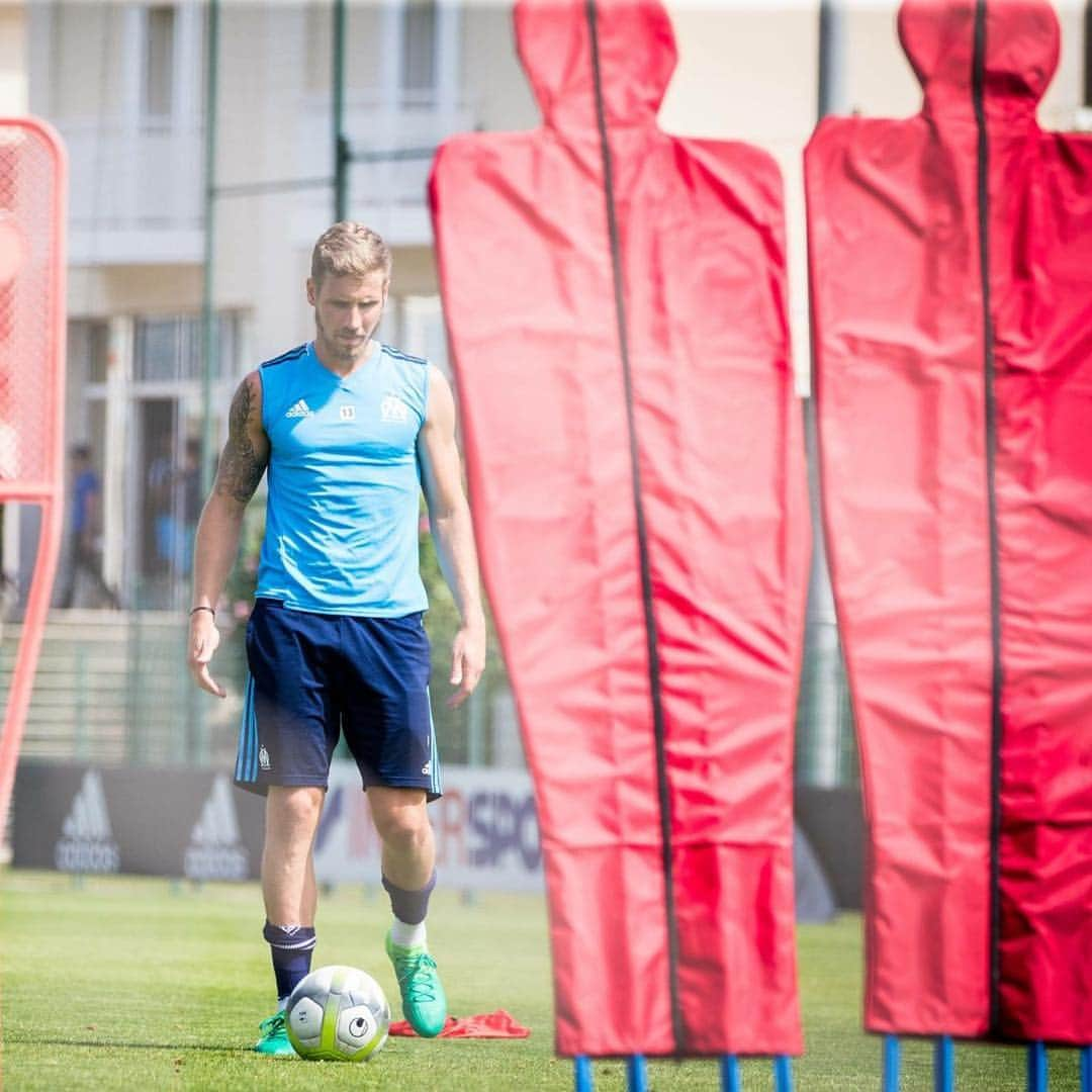 グレゴリー・セルティッチさんのインスタグラム写真 - (グレゴリー・セルティッチInstagram)「⚽️ @olympiquedemarseille @adidasfr #olympiquedemarseille」9月5日 3時33分 - gregorysertic