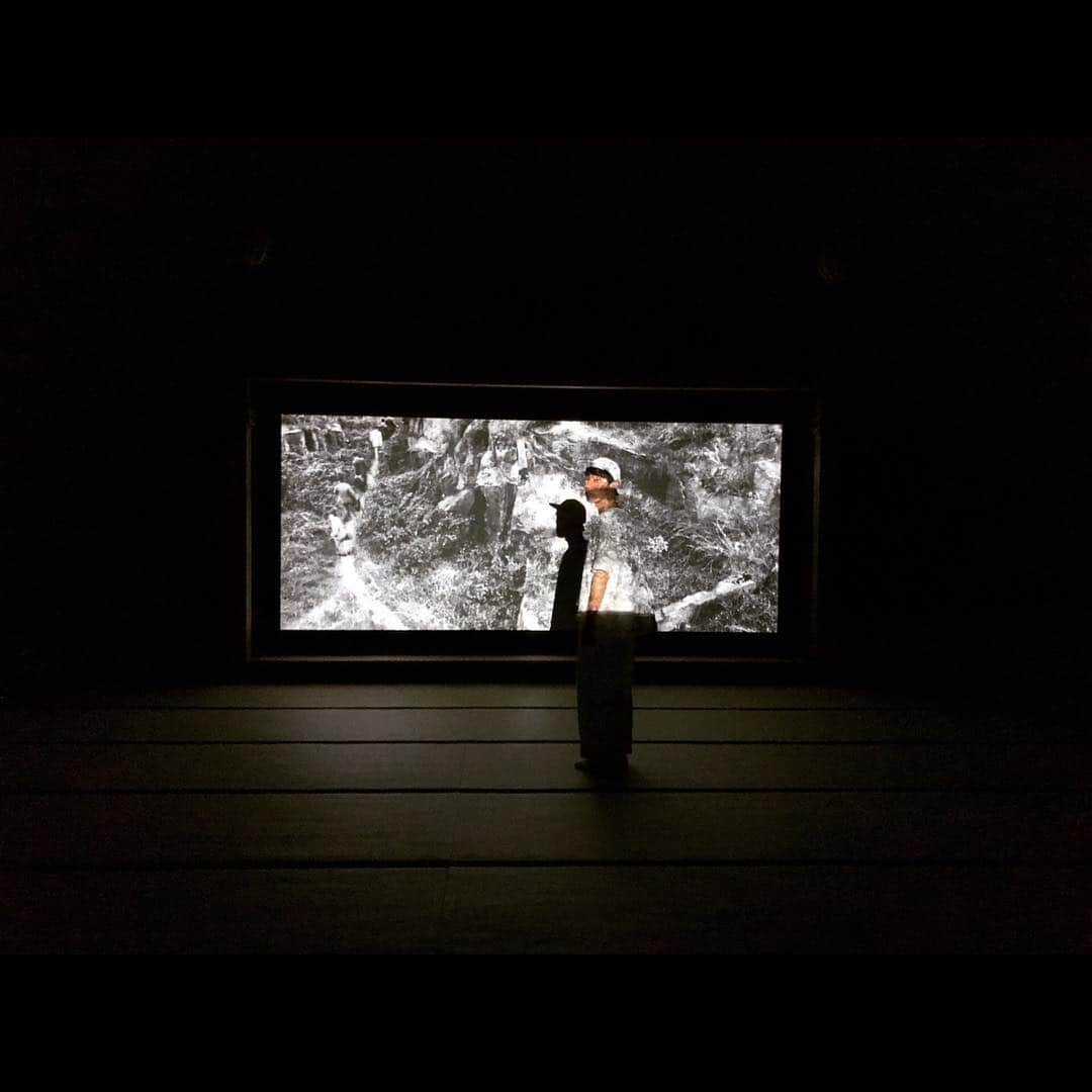 のインスタグラム：「🎬#YangFudong #楊福東 🌋 #アジア回廊 #asiacorridor #contemporaryartexhibition #contemporaryart」