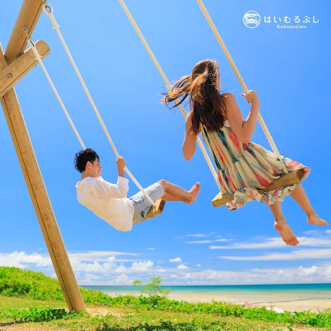HAIMURUBUSHI はいむるぶしさんのインスタグラム写真 - (HAIMURUBUSHI はいむるぶしInstagram)「はいむるぶしビーチの「海のブランコ」。童心に返りながら海に向かってブランコを漕ぐ爽快感を体験ください。 #沖縄 #八重山 #小浜島 #海のブランコ #ブランコ #ビーチ #南十字星という名のリゾート #はいむるぶし #okinawa #yaeyama #kohamajima #photogenic #seaswing #swing #beach #resorthotel #haimurubushi @minefuyu_yamashita.okinawa」9月5日 21時01分 - haimurubushi_resorts