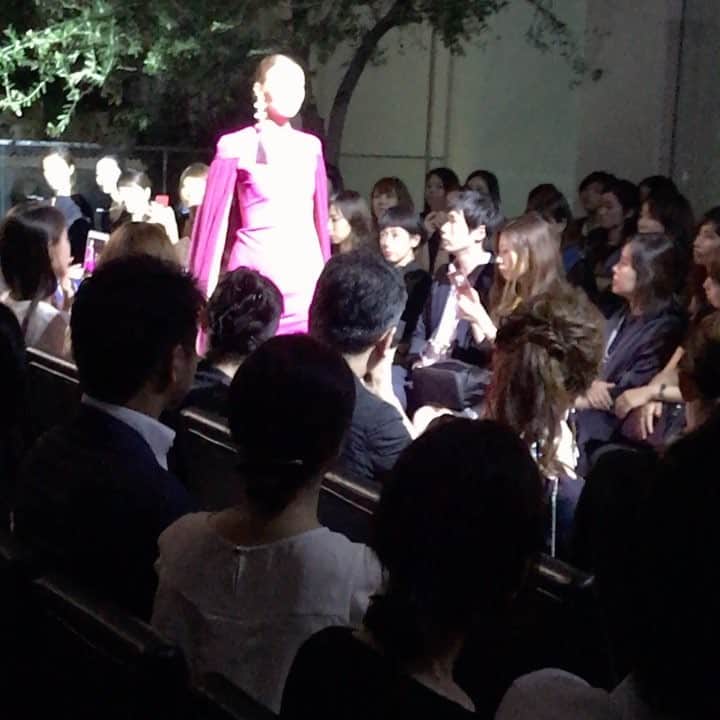 Club Ciel'd Etoilesのインスタグラム：「・ ・ 日本初上陸のブランド。 ・ ・ ゲストドレスもウエディングドレスも すべてがとても魅力的で いままでにない世界観でした。 ・ ・ 毎日キラキラしたモノとヒトに囲まれて 幸せだなぁ〜〜。 ・ ・ みなさま、おたのしみに。 ・ ・ #カラードレス #maisondeblanche #weddingdress  #wedding  #dress #bridal #dressshop  #ginza #selectshop  #メゾンドブランシュ #ウェディングドレス  #ウェディング  #ヘアメイク  #結婚式 #花嫁 #プレ花嫁  #ドレスショップ  #セレクトショップ #銀座 #ゲストドレス #ドレス選び #ドレス試着 #ドレス迷子 #白ドレス #enekotokyo #六本木 #roppongi #フォーマルドレス #ドレス #プレ花嫁 #ランウェイ」