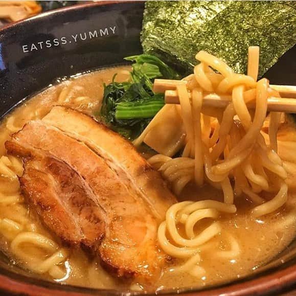 Top Tokyo Restaurants_さんのインスタグラム写真 - (Top Tokyo Restaurants_Instagram)「#toptokyorestaurants Tonkotsu wadashi ramen ||📷: @eatsss.yummy ||📍Yusaku」9月6日 15時41分 - top_tokyo_restaurants_
