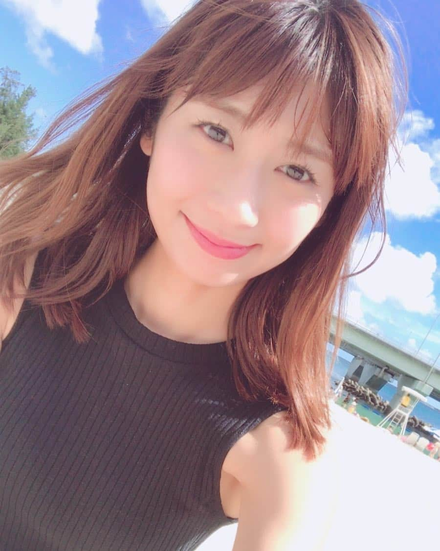 鈴原あいみさんのインスタグラム写真 - (鈴原あいみInstagram)「沖縄🙌😆❤️✈️#okinawa #beach #summer」9月6日 15時52分 - aaa___130