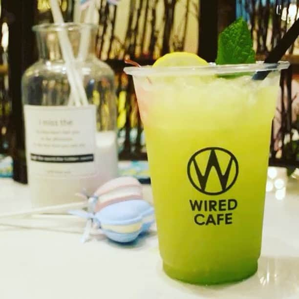 Cafe Companyのインスタグラム：「Bubbles! at our @wiredcafehongkong.」