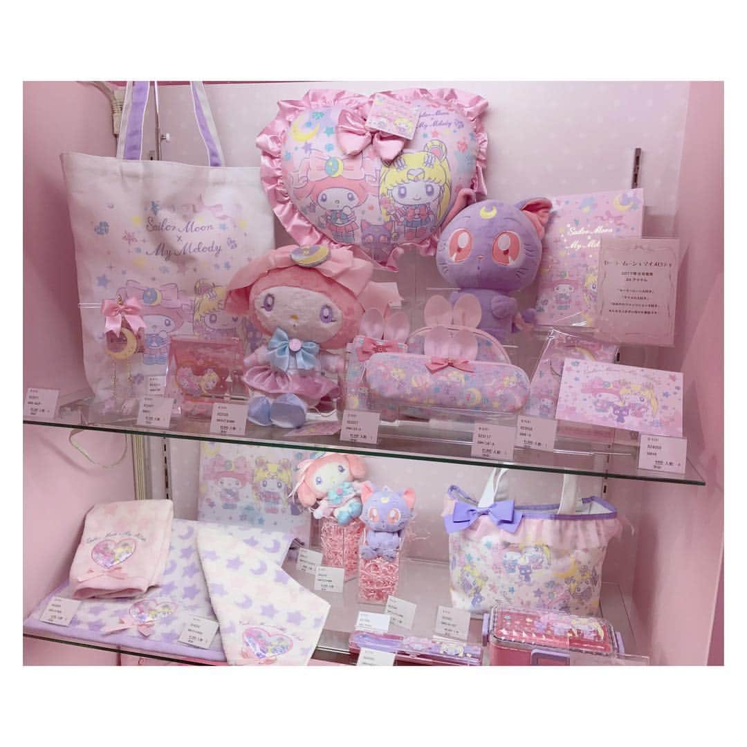 サンリオ❣️激レア　辻希美　コラボ　かクリアファイル　レトロ　2009 ハローキティ×辻希美☆辻ちゃんキティ☆コラボ根付ストラップ