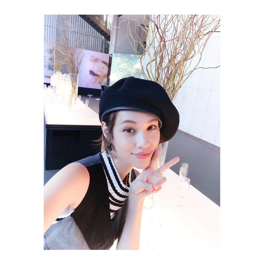 天海あかりのインスタグラム：「GOFFIN&KINGのパーティー大成功でした✨ きてくれたみなさん、本当にありがとうございます😭😭💞 ・ #秋冬 #コレクション #どうでしたか ？ #お天気も #最近 #秋っぽい #🌿 ・ #fashion #love #cute #food #instalike #instagood #instadaily #成功 #嬉しすぎる #😂 ・ ・ ・ #🎬 #奥田民生になりたいボーイと出会う男すべて狂わせるガール #民生ボーイ #狂わせガール ・ #そのあとも #涙 #💓」