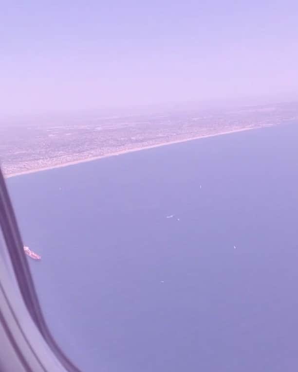 ブリジット・メンドラーのインスタグラム：「View from above. #Diving @rkcbmusic」
